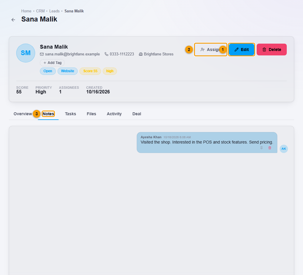 A lead profile showing the Notes tab